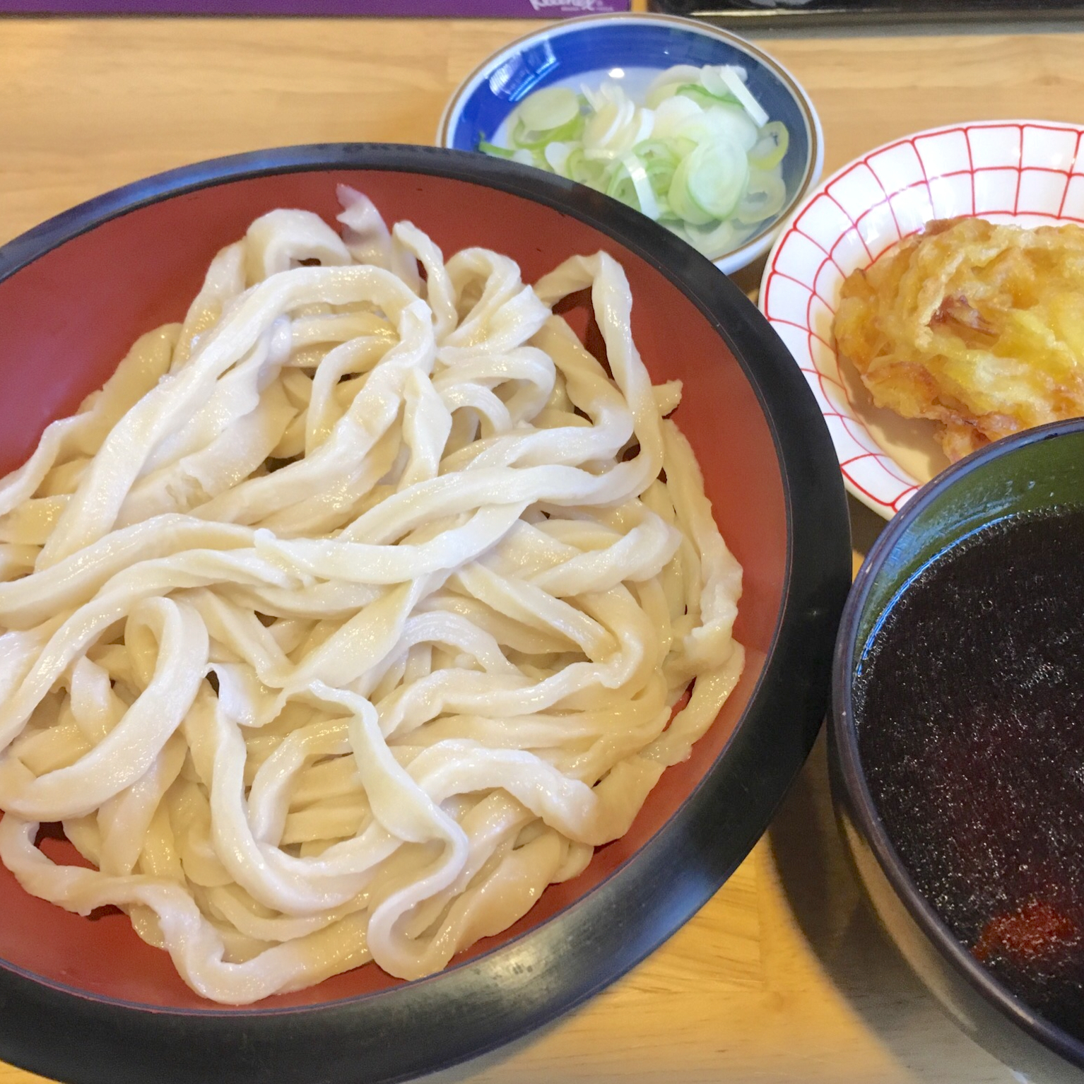 【桶川・松屋】食べログ評価3.5以上の人気うどん店！硬くて太い麺がクセになる！