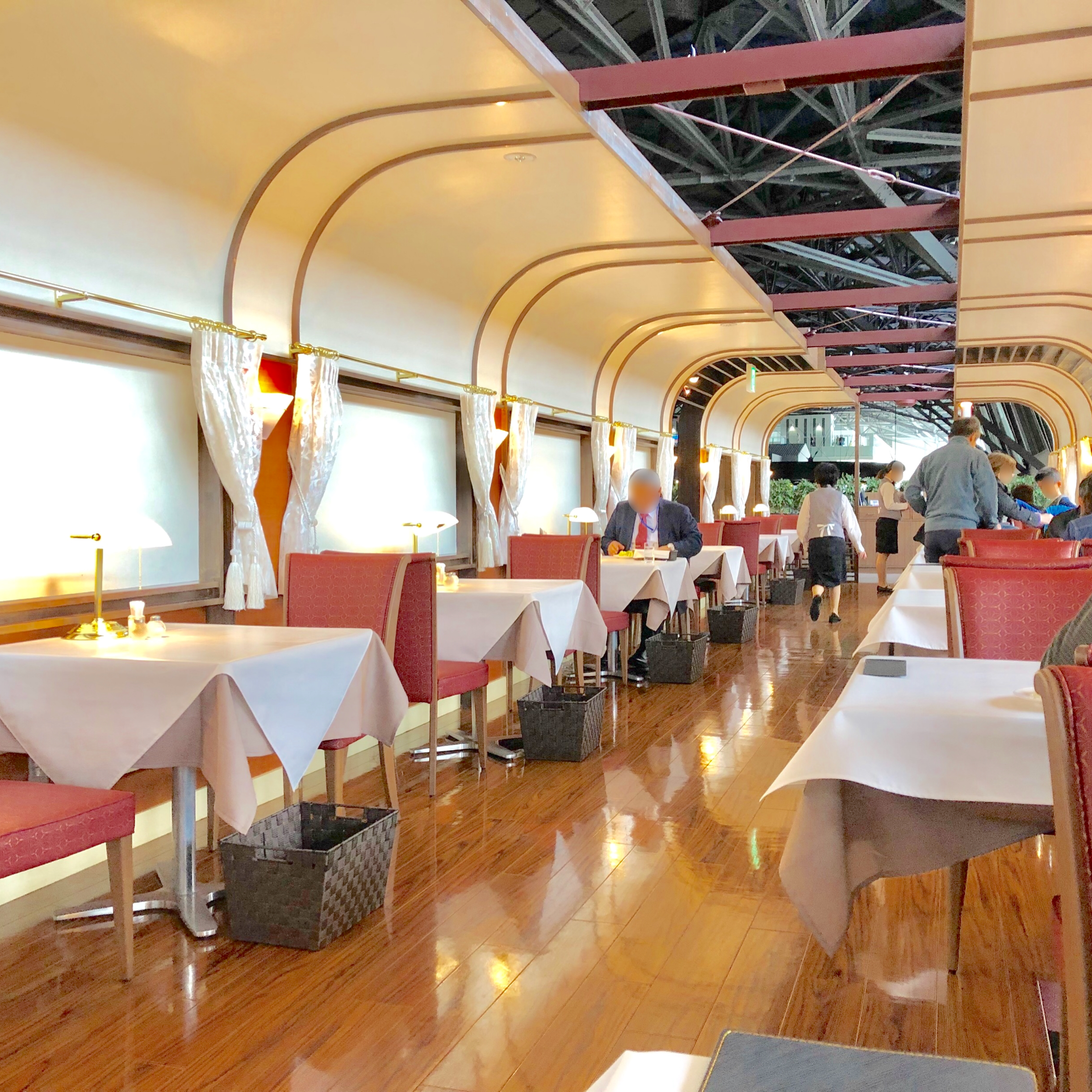 トレインレストラン日本食堂｜鉄道博物館デートでランチならここがおすすめ！