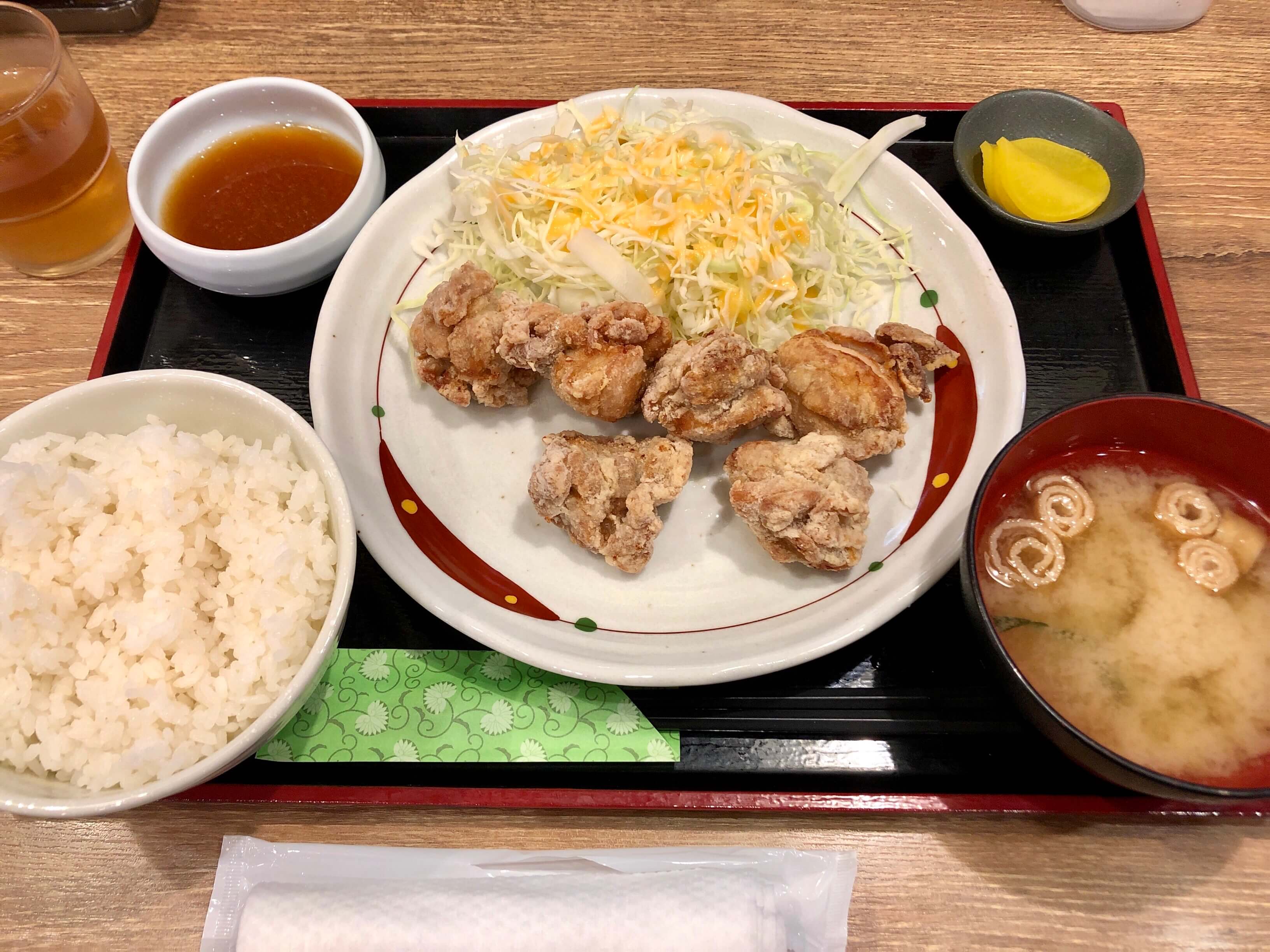 鳥良商店のランチは何時から メニュー内容は 食べた感想も紹介 さいたまっぷる