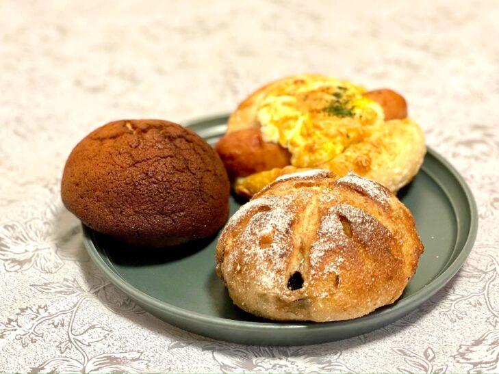 川越ベーカリー 楽楽のパン3種類