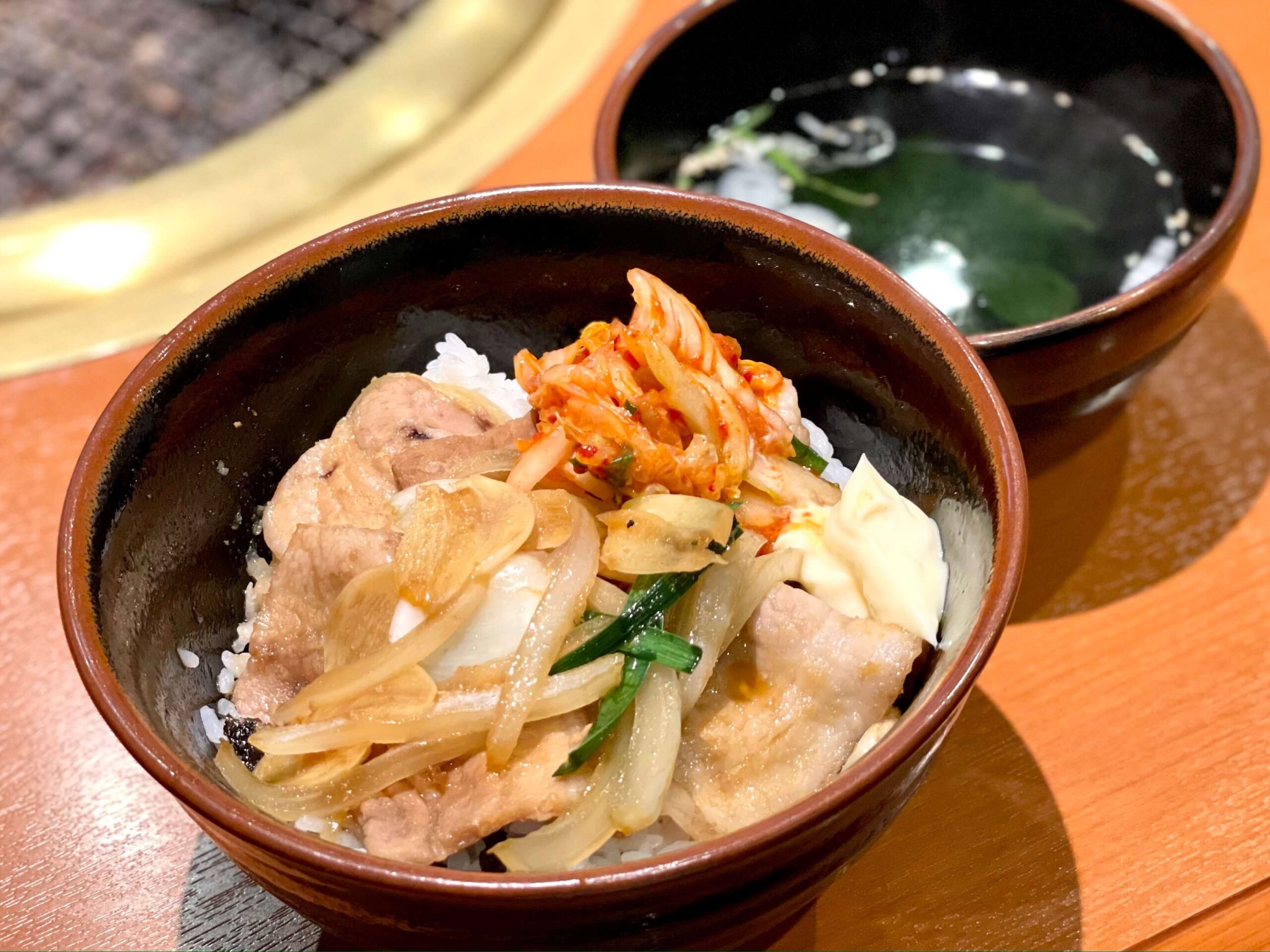 安楽亭のワンコインランチ正直レビュー！税込500円の丼メニュー2種類を食べ比べ | さいたまっぷる